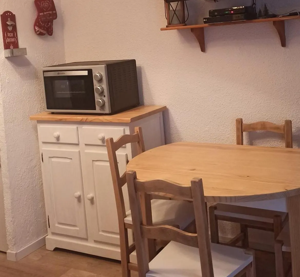 Ustou Guzet Neige, Appartement De 32 M2 Avec Balcon Dans Les Pyrenees Aux Pieds Des Pistes