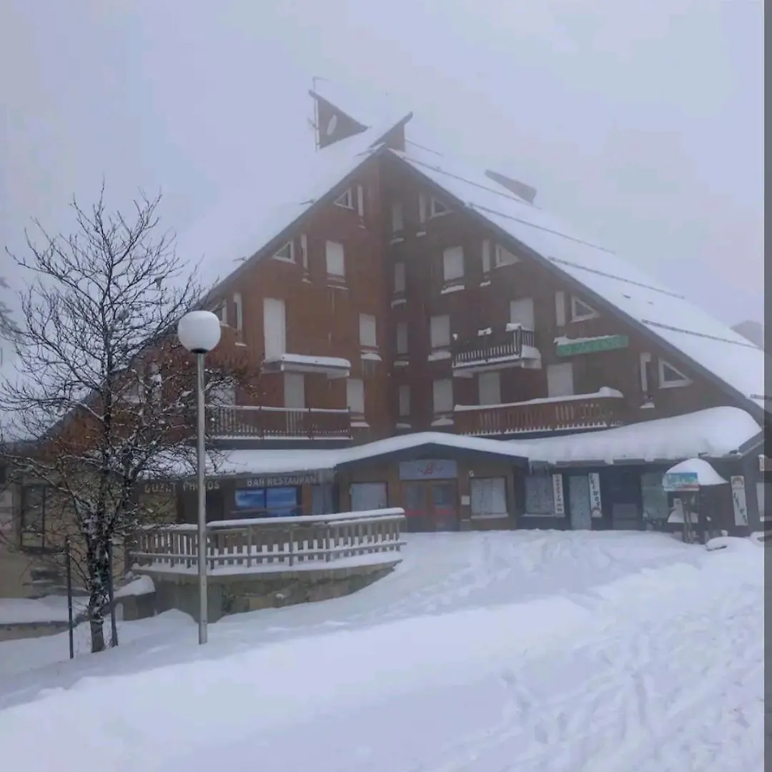 Ustou Guzet Neige, Appartement De 32 M2 Avec Balcon Dans Les Pyrenees Aux Pieds Des Pistes דירה